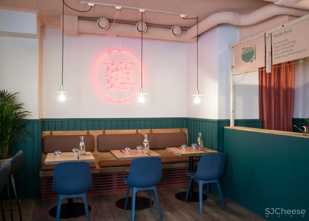 Noodle Story面馆,赫尔辛基 / Yatofu Creatives