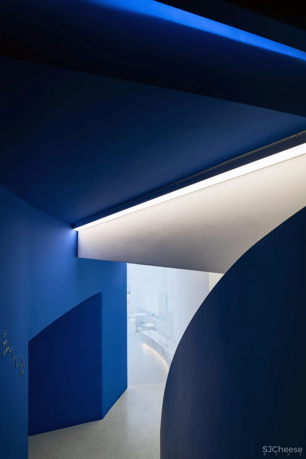 MurMurLab:藏在空间里的十二行诗