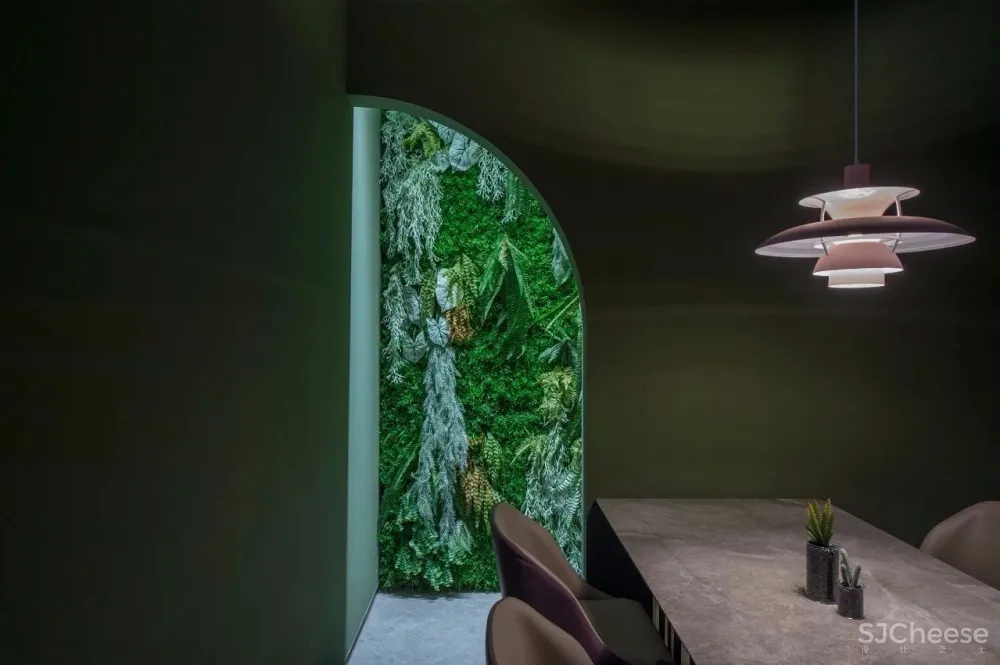 600㎡以‘’书‘’为主题新杂志咖啡设计