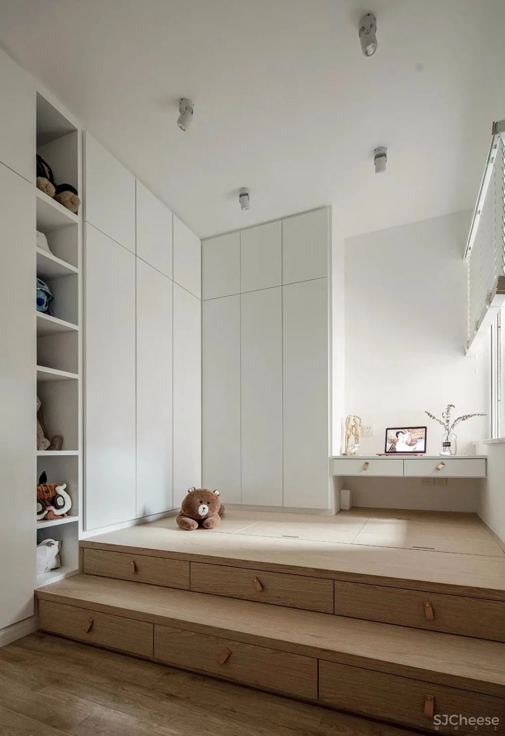 两个日系女孩在60㎡小屋丨收纳进了满房杂物,还有4只猫咪主子