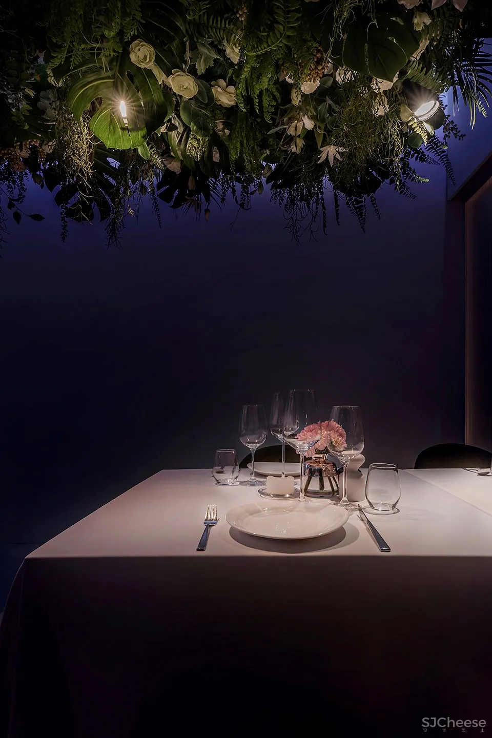 翠贝卡河西旗舰店,南京 / 南京市線状建筑设计研究室