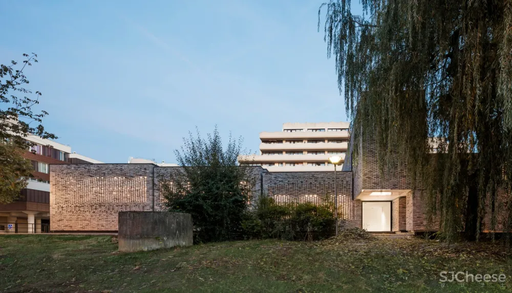 Elancourt Music School / Opus 5 architectes