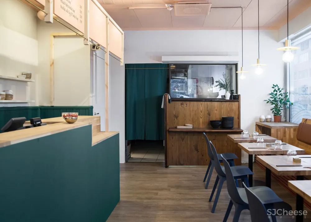 Noodle Story面馆,赫尔辛基 / Yatofu Creatives