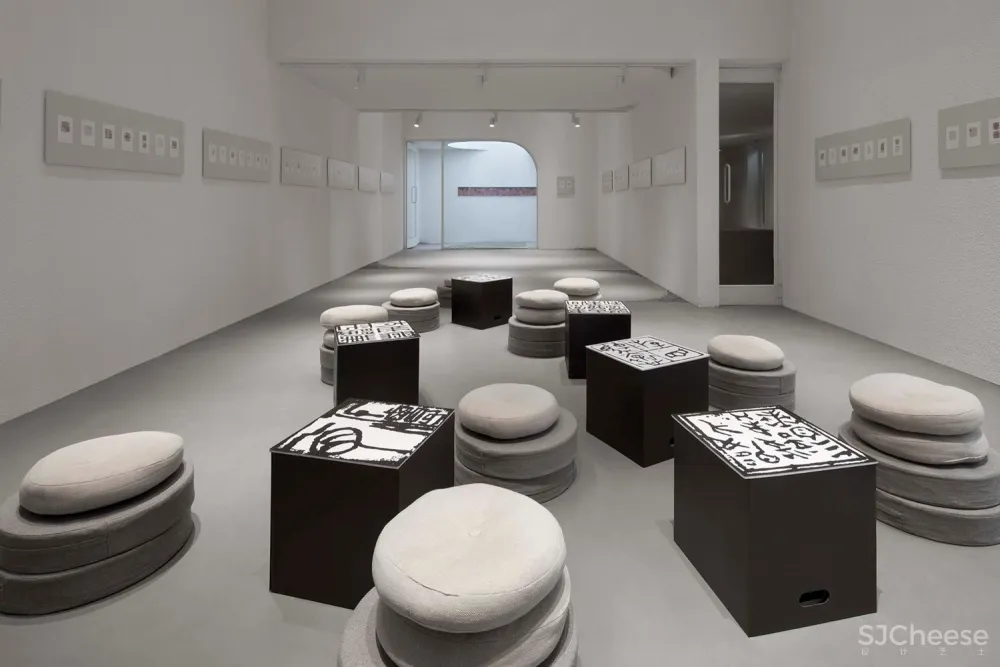 Baitasi Hutong Gallery / DnA