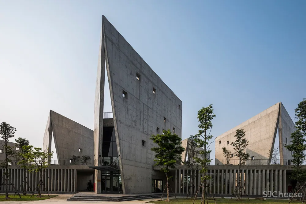 Viettel 厂外工作室 /武重义建筑事务所