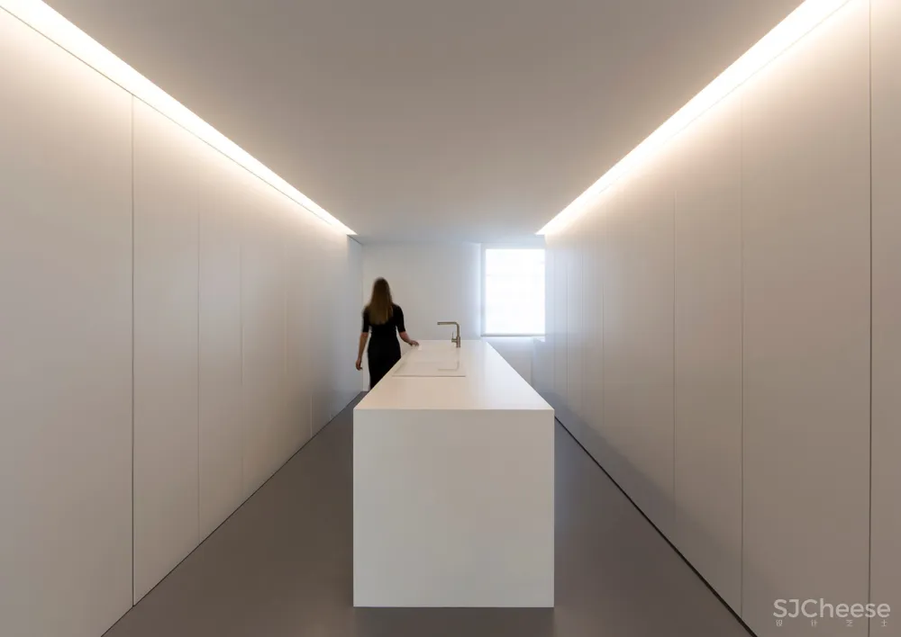 新作 | Fran Silvestre Arquitectos:巴伦西亚 第四空间公寓