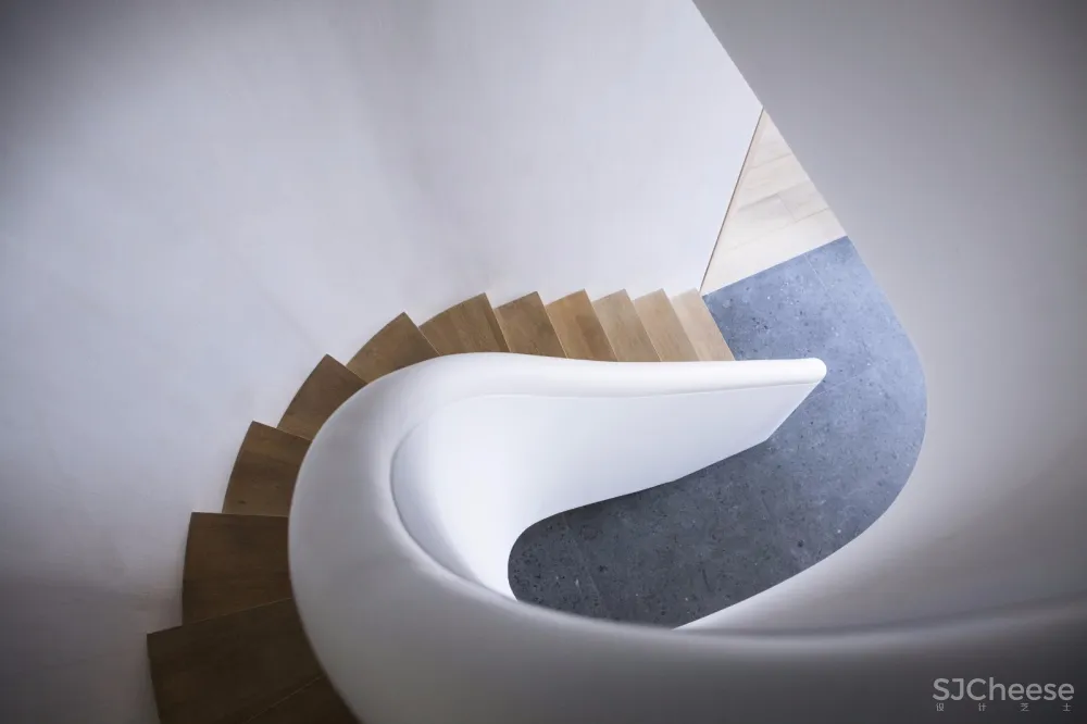 Helene Van Marcke | 巴黎“复古”的幽默