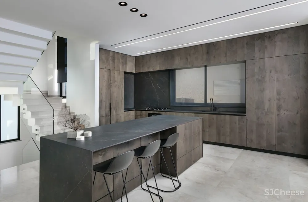 与0932相媲美的设计师丨只做简约纯粹的设计