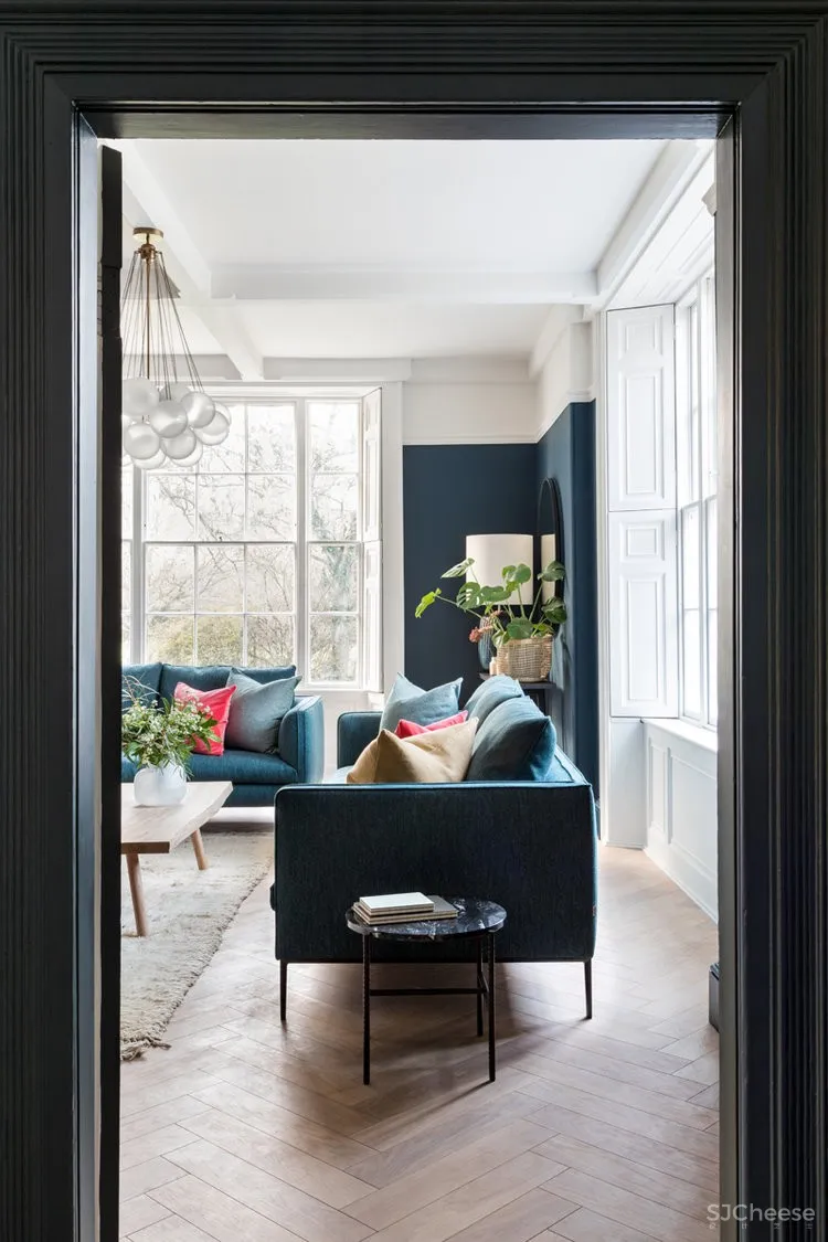 Louise Holt新作 | 永恒的简约美学