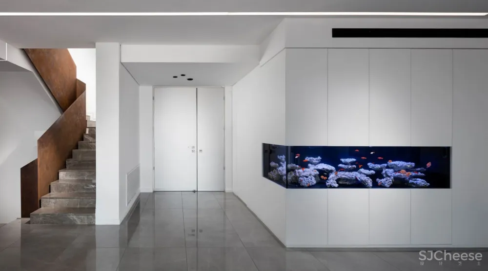 与0932相媲美的设计师丨只做简约纯粹的设计