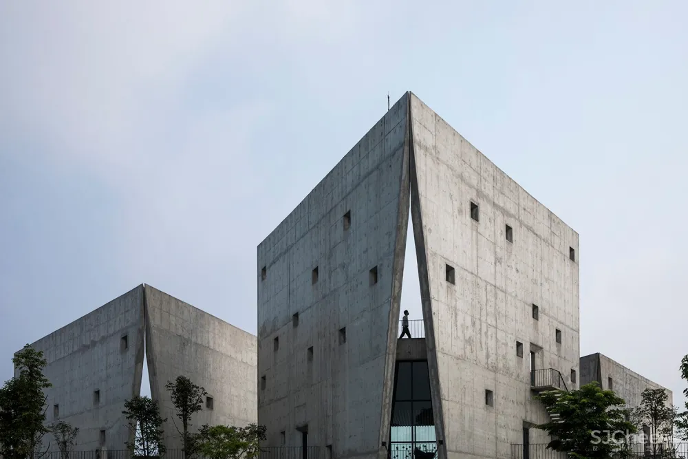 Viettel 厂外工作室 /武重义建筑事务所