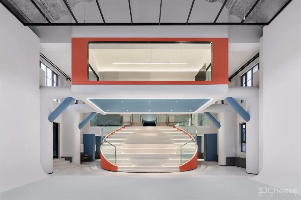 得德设计 | 天津311摄影工作室:以光感知,空间掠“影”