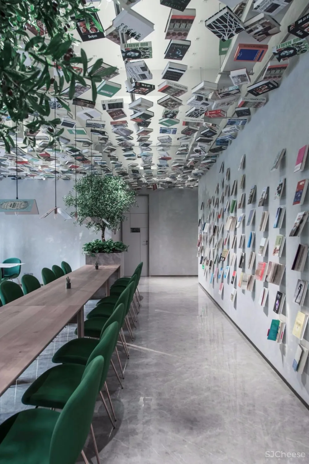 600㎡以‘’书‘’为主题新杂志咖啡设计