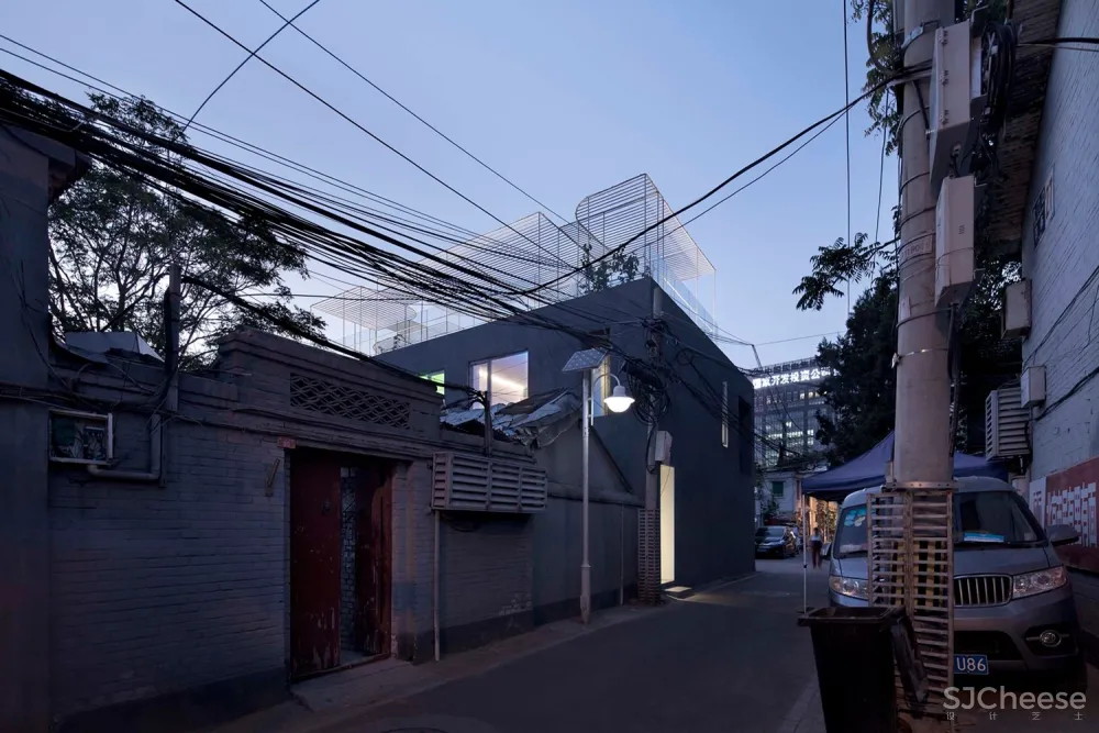 Baitasi Hutong Gallery / DnA