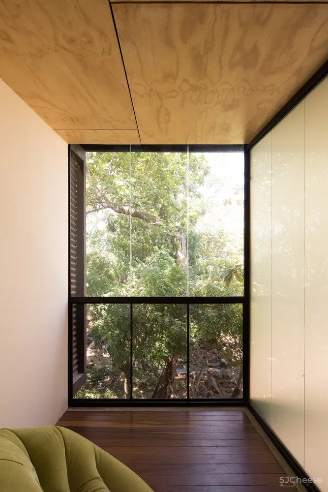 Arkosis：传统房屋改造实用住宅 La Garita House