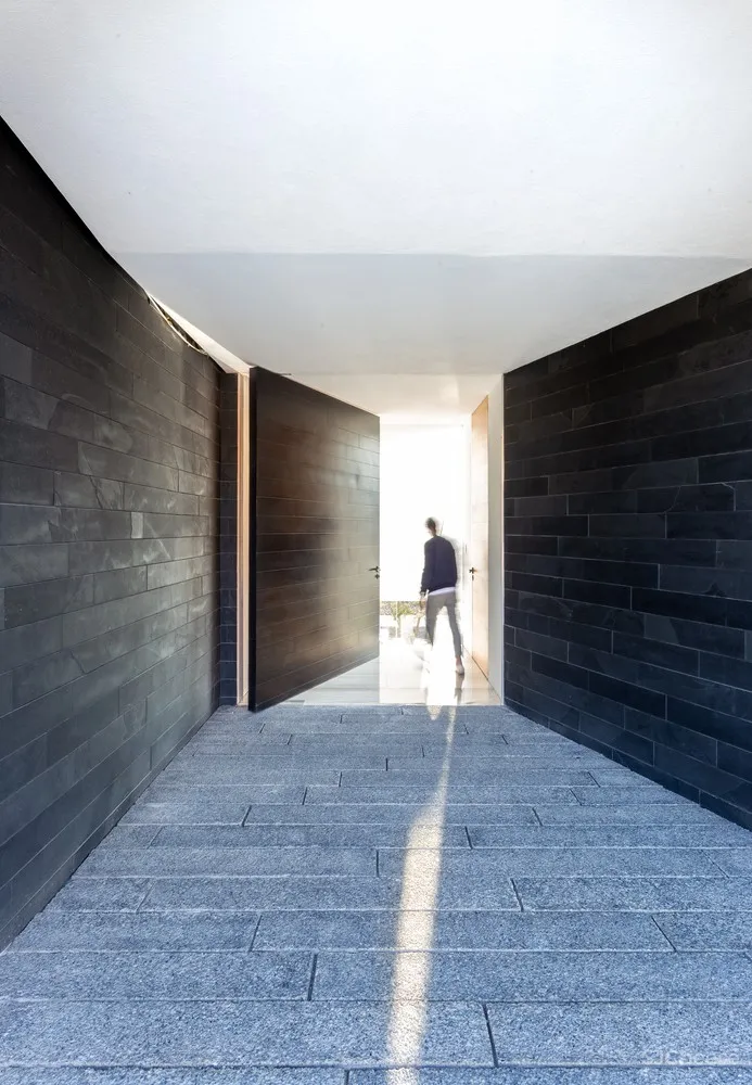 House JA / HW-STUDIO