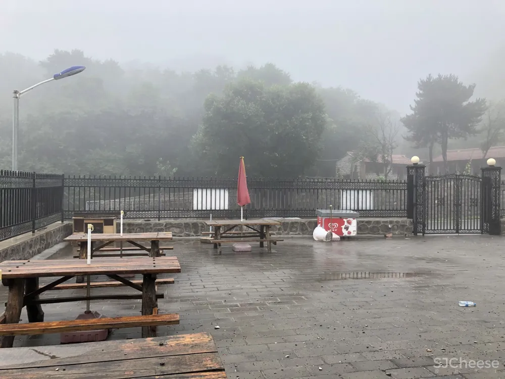 小也山谷民宿，北京 / 阿穆隆设计工作室