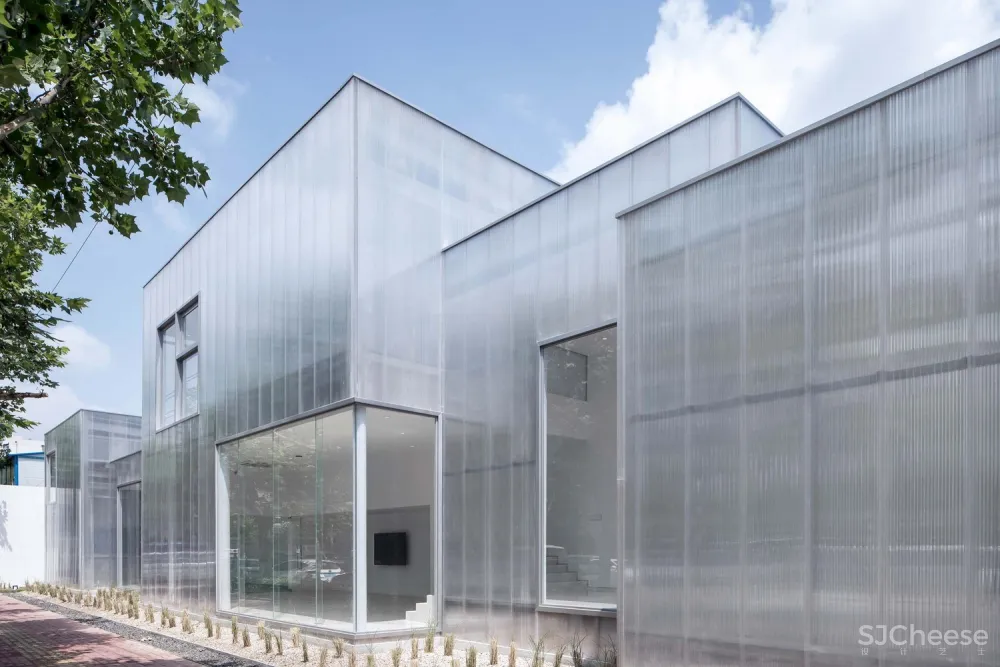 徐州星宿城市公寓售楼处 / odd