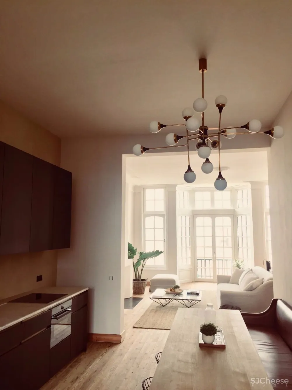 Helene Van Marcke | 巴黎“复古”的幽默