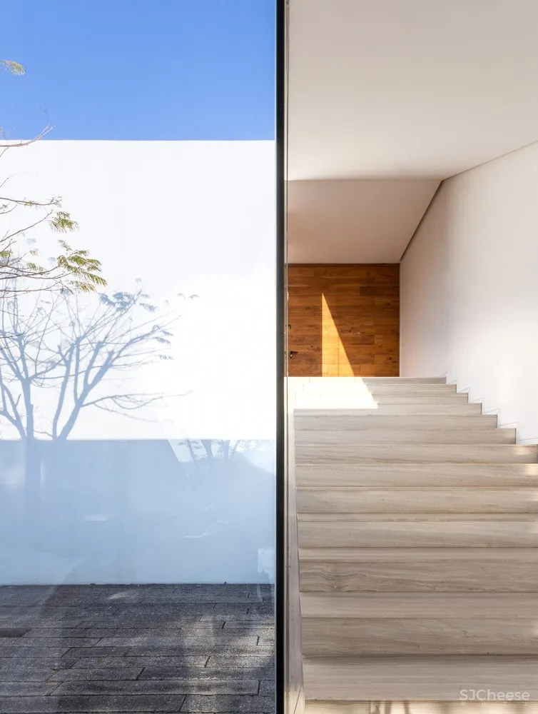 House JA / HW-STUDIO