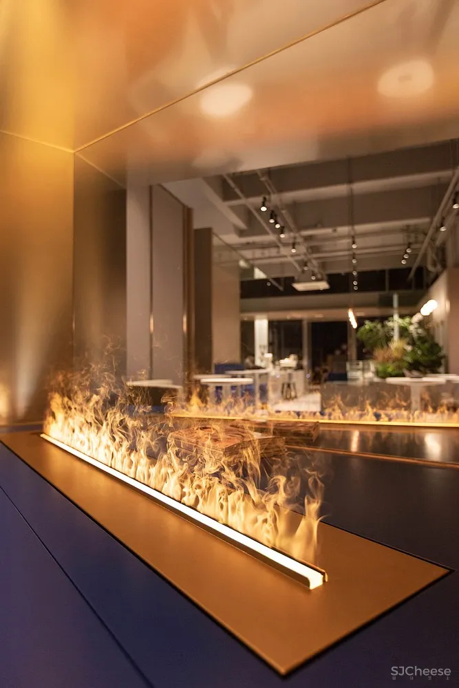 ROUND STUDIO / 渝恩概念室内设计