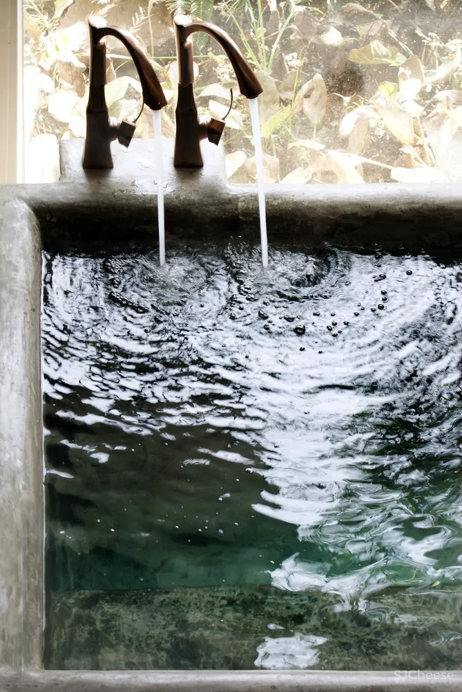 Babak Abnar:伊朗极简别墅改造