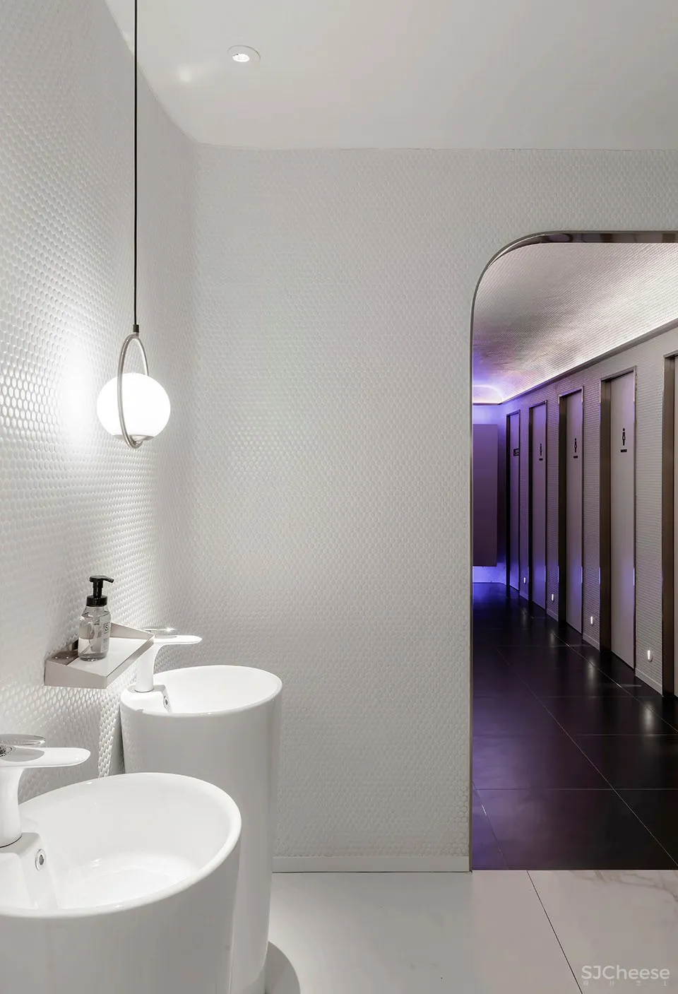 翠贝卡河西旗舰店,南京 / 南京市線状建筑设计研究室