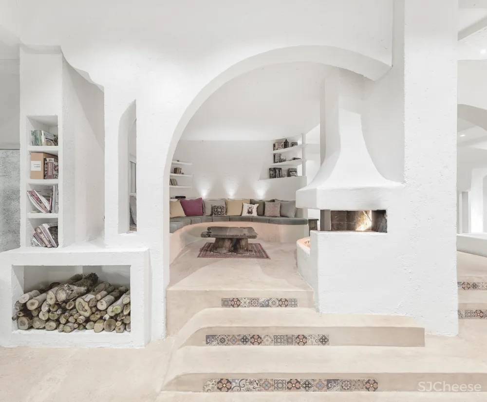 Babak Abnar:伊朗极简别墅改造