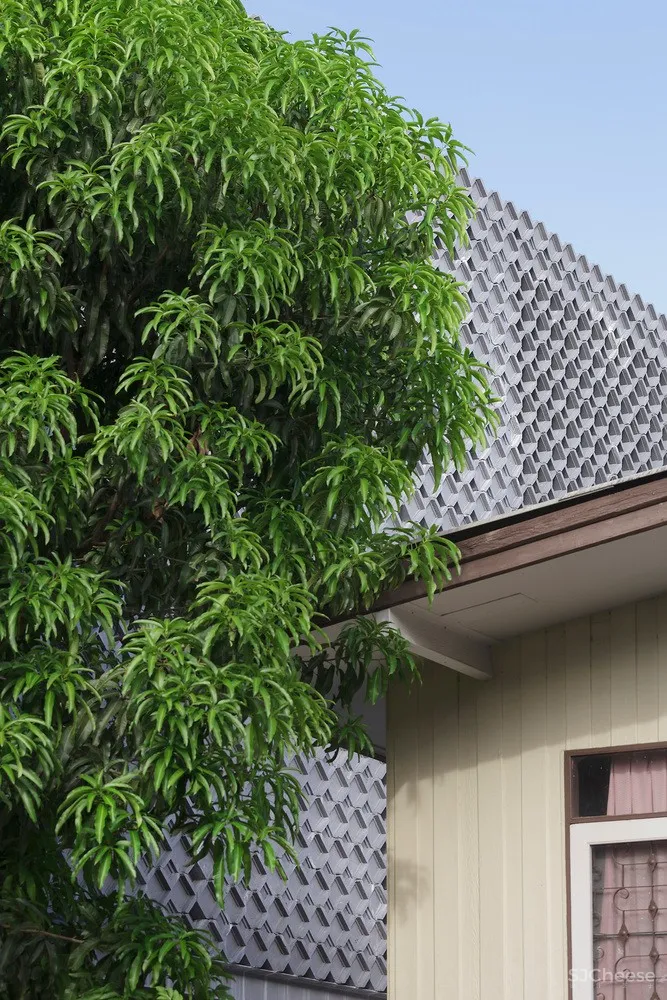 泰国镂空混凝土砖住宅 / all(zone)