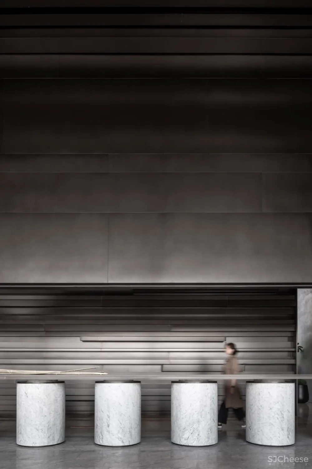 唐忠汉新作 | 售楼中心如何用片墙、线条、光线打造非凡质感