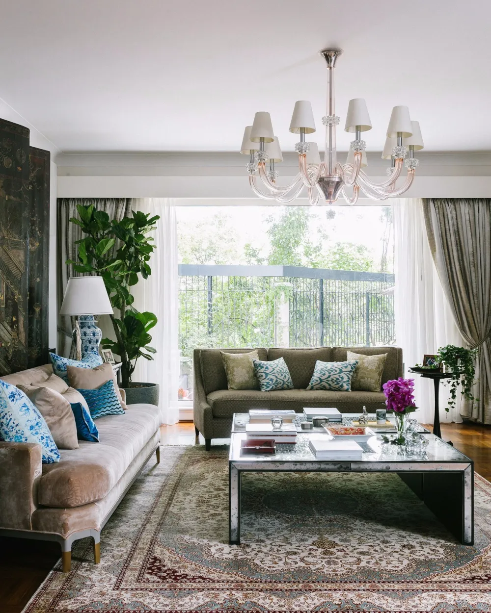 新作 | 950m² 香港加多利山贵族老宅 :真正的奢侈,为生活所用