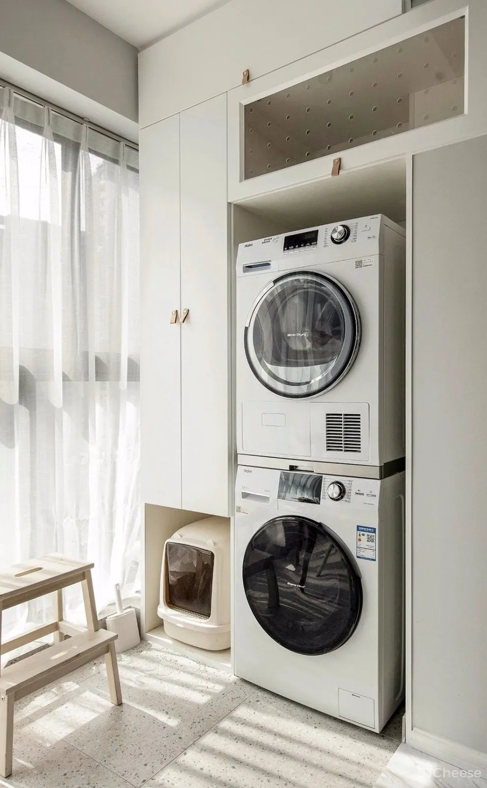 两个日系女孩在60㎡小屋丨收纳进了满房杂物,还有4只猫咪主子