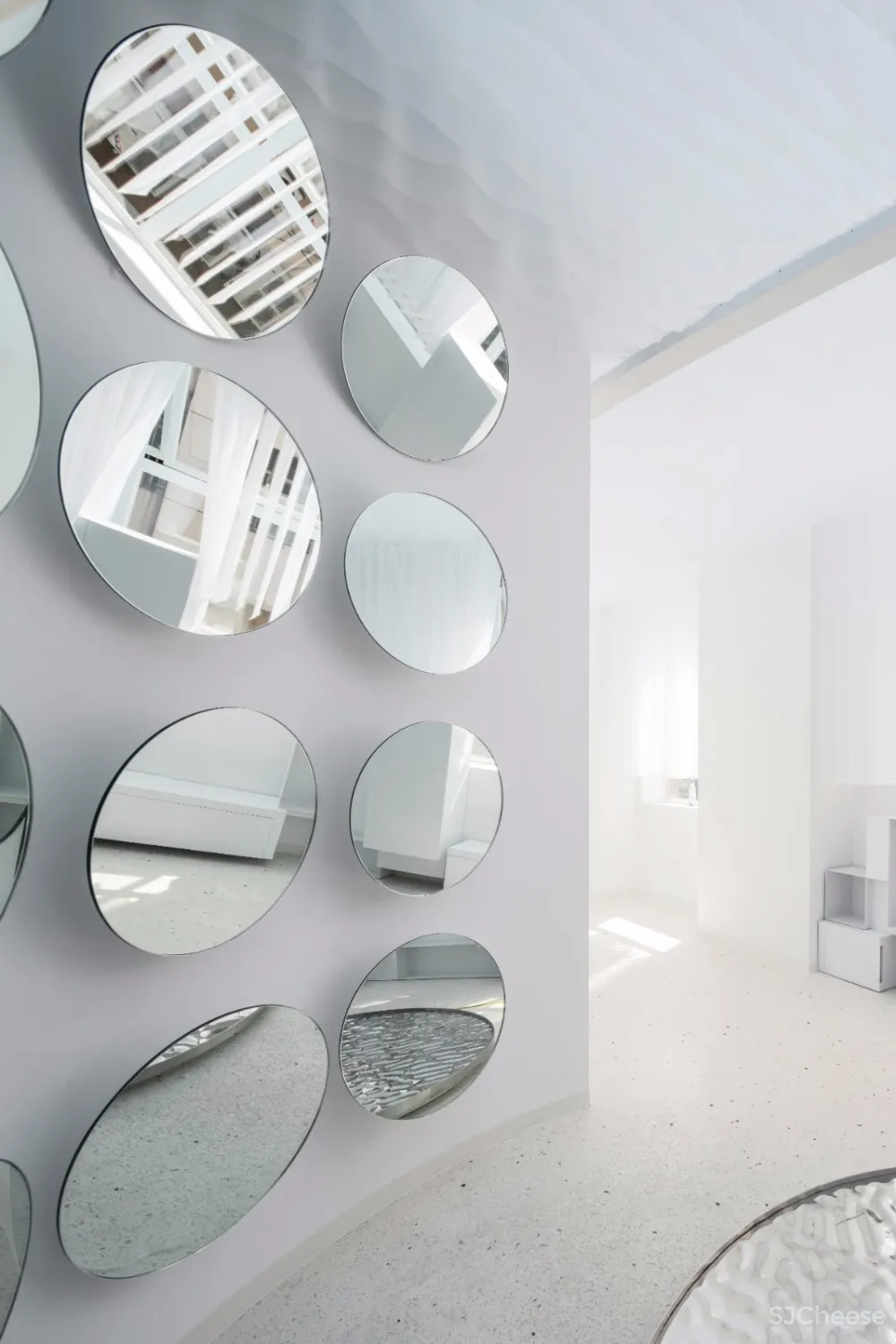 MurMurLab:藏在空间里的十二行诗