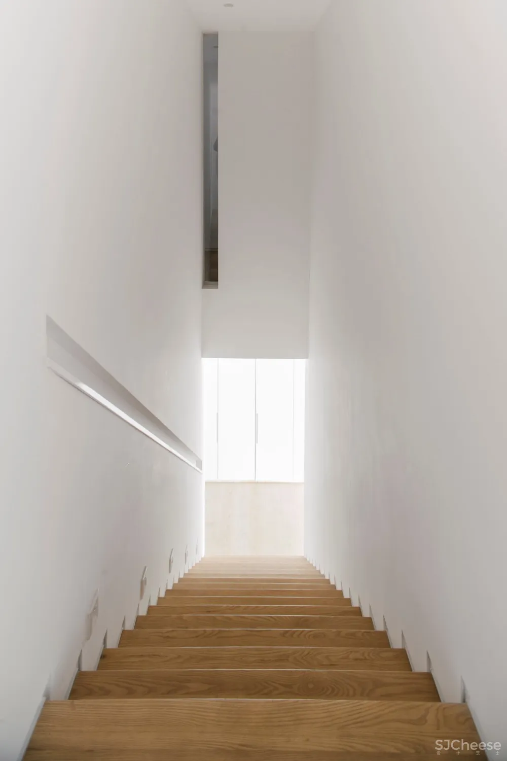 TC Apartment by Office ZHU