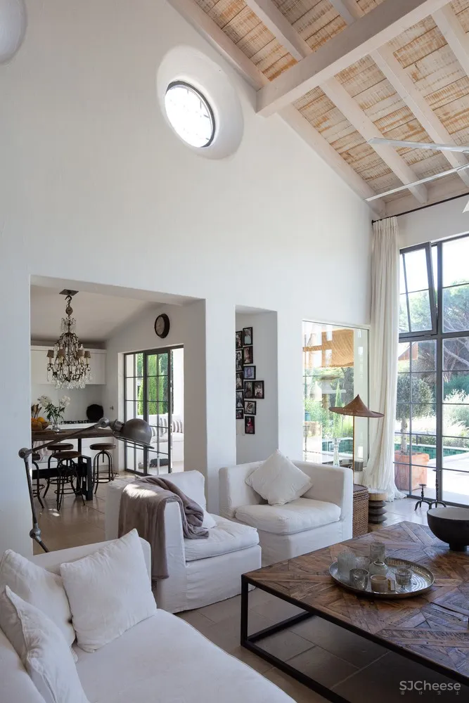 CORE Architects:葡萄牙住宅 Villa AH