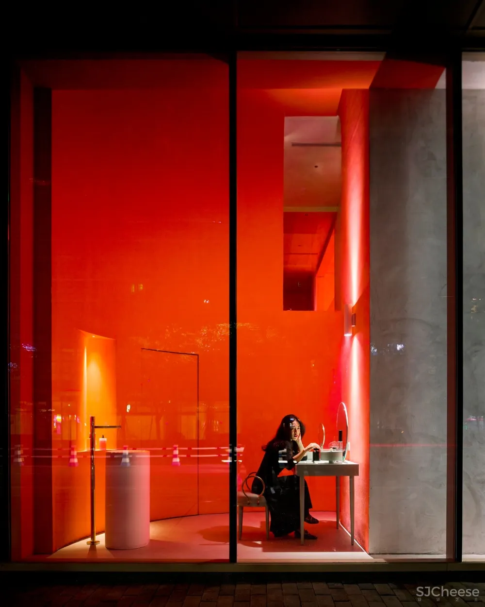 新作 | 深圳新出网红打卡,甜品店变身超级好玩的360°沉浸式剧场体验