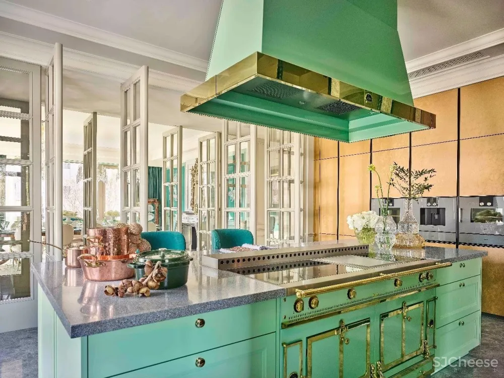 光与色彩的艺术样板房丨赋予设计以生命