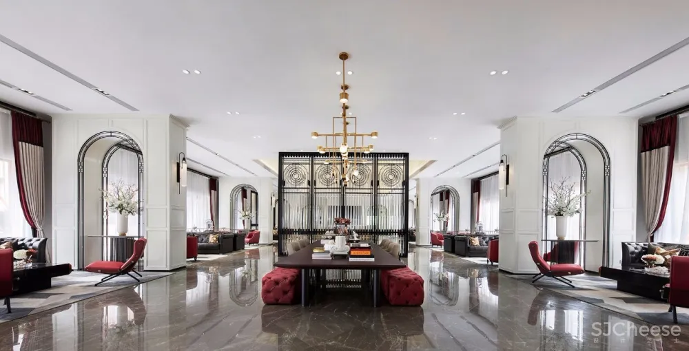 以“下午茶”为氛围主题丨营造出古典英伦风与现代摩登感交织共映的售楼空间