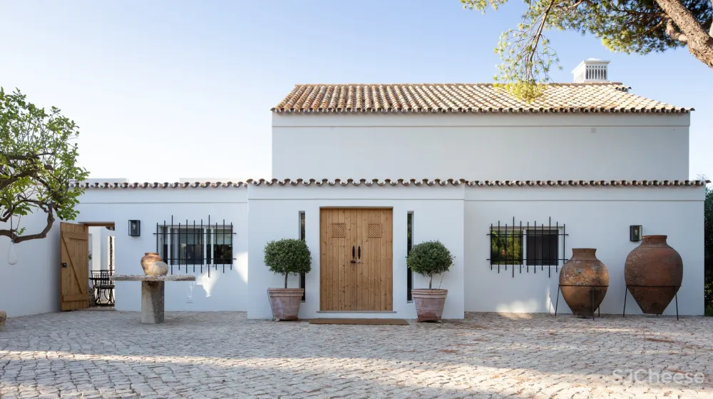 CORE Architects:葡萄牙住宅 Villa AH