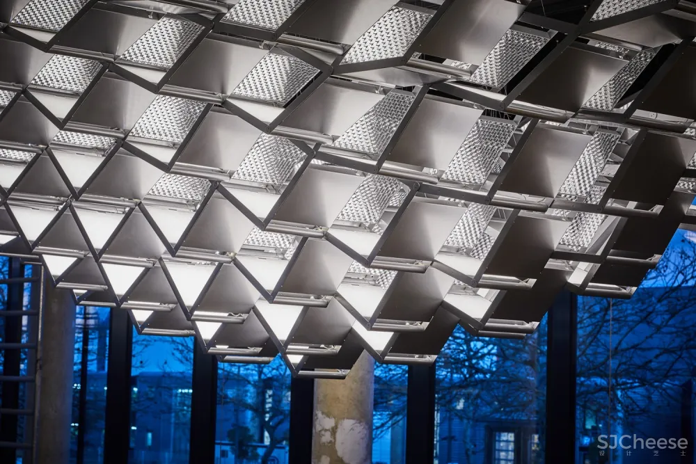 最新 | Graft Architects:Trilux 灯具集团办公总部