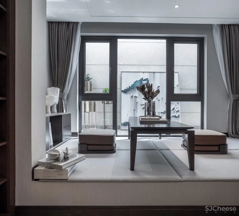 大器空间 丨海上明月