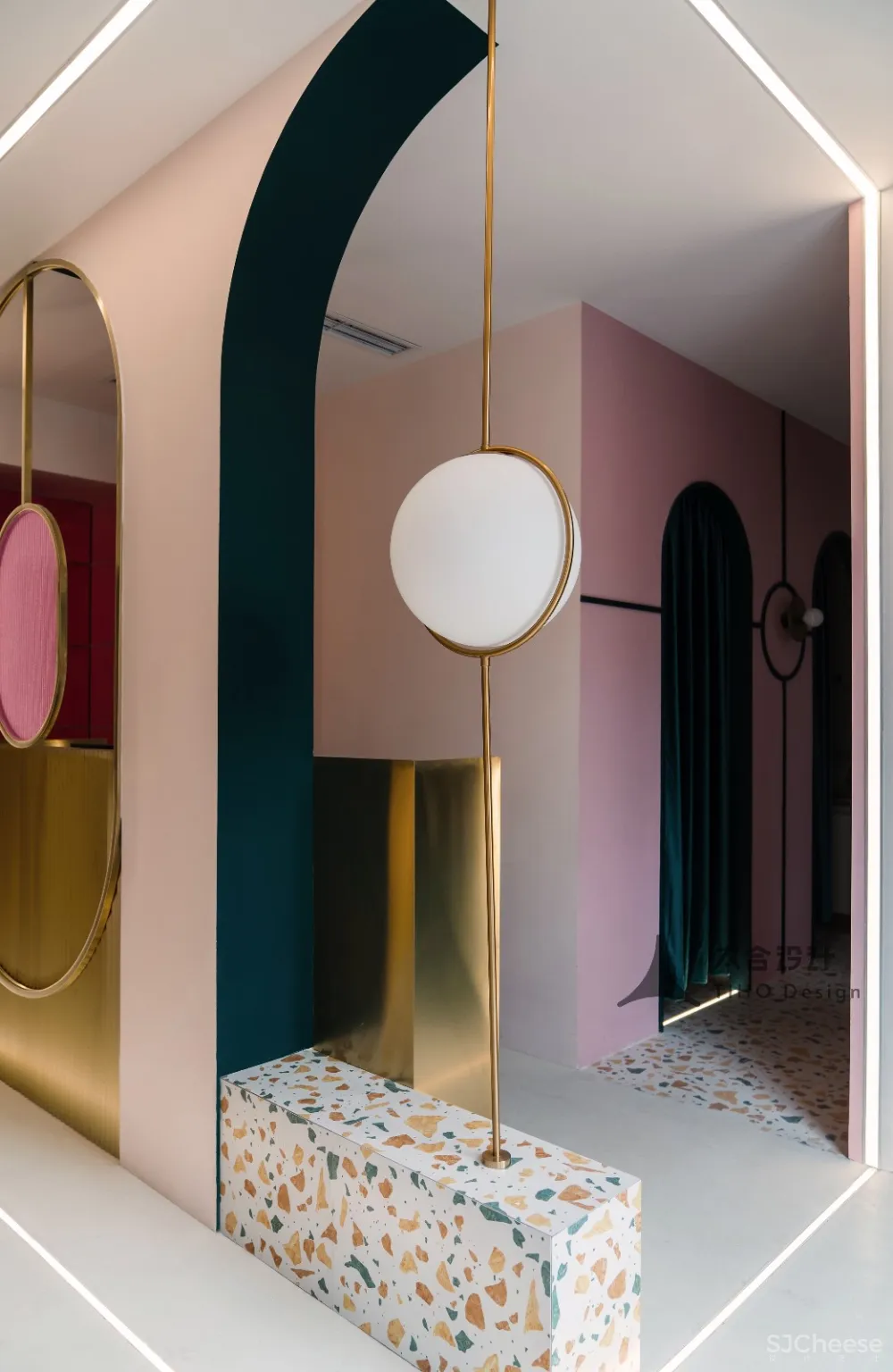 重庆偷喜酒店:22色的梦