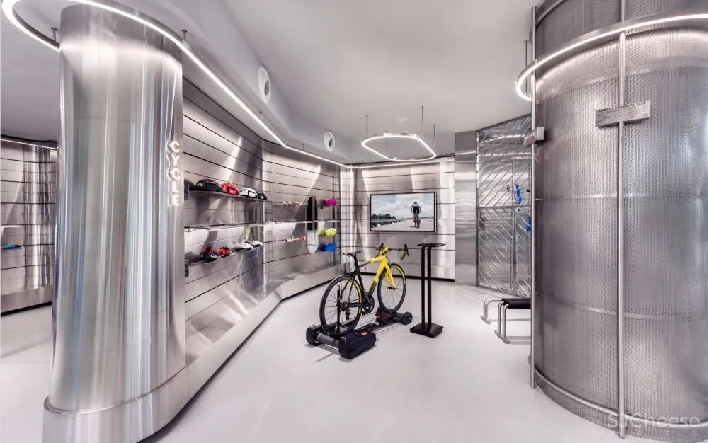 首发 | Ministry of Design:新加坡机场未来主义运动商店