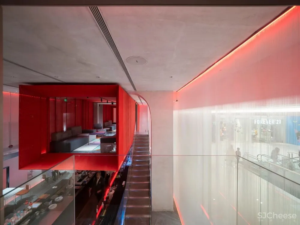 新作 | 深圳新出网红打卡,甜品店变身超级好玩的360°沉浸式剧场体验