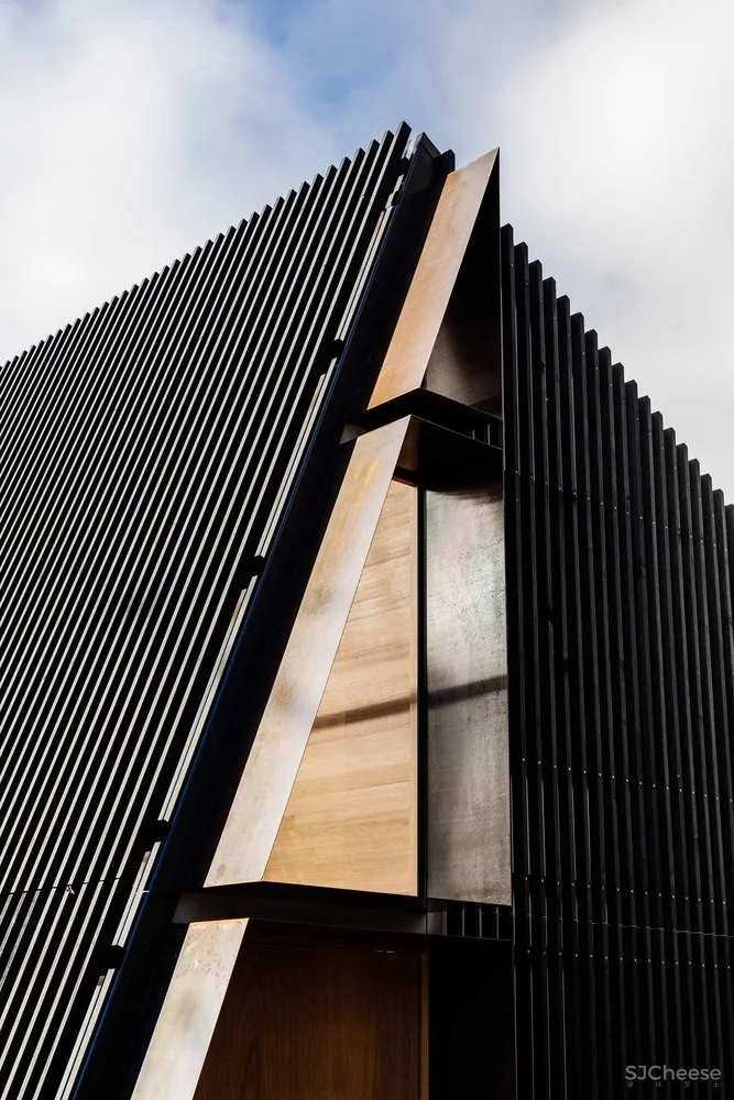 阿波罗湾屋,围绕旧棚屋搭建的度假小屋 / Dock4 Architecture