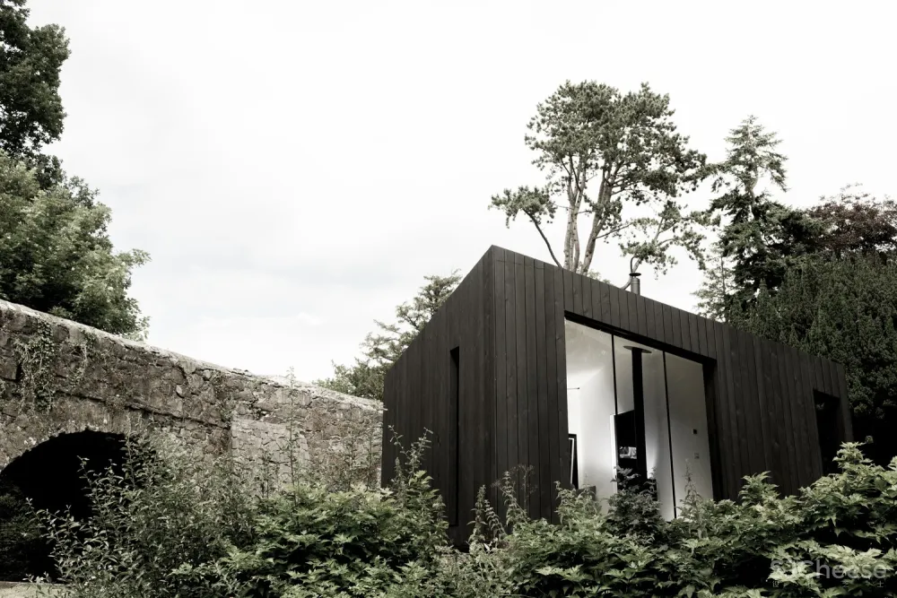 Koto Muutama Prefabricated Cabin / Koto Design