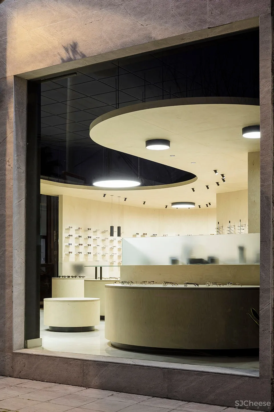 Panóptica眼镜店,西班牙 / Jose Luis Muñoz