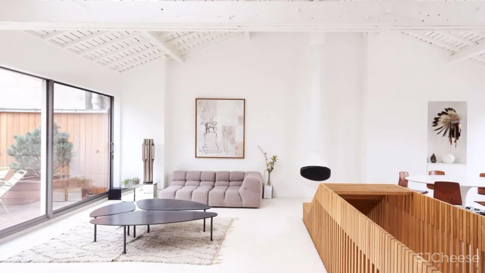 首发 | 05 AM arquitectura 明快美学:巴黎白色阁楼的内部翻新