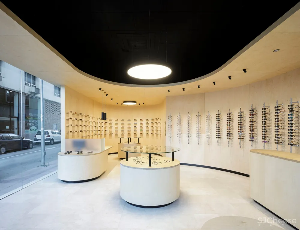 Panóptica眼镜店，西班牙 / Jose Luis Muñoz