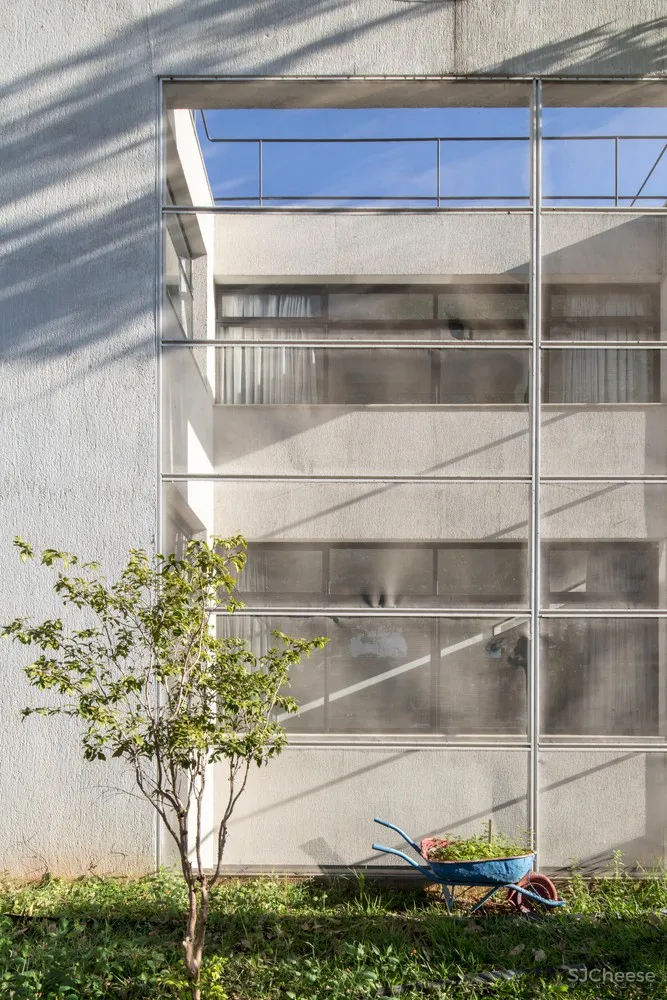 LAB606 | 巴西 XXX House